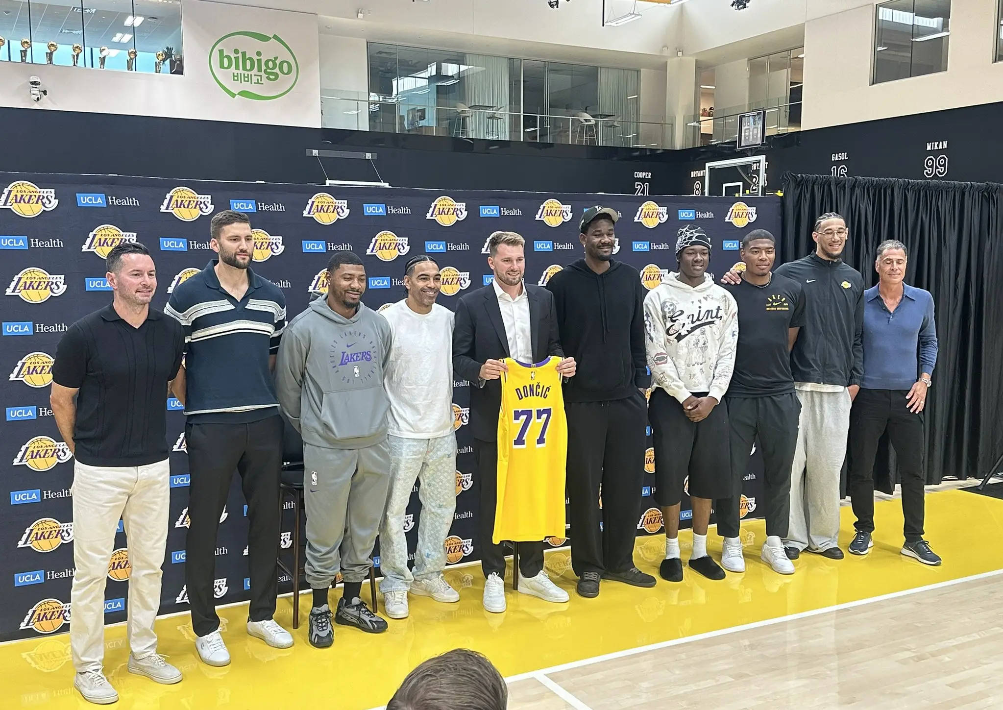 詹姆斯沒有祝賀唐西奇 但給他打電話給他一個視頻電話